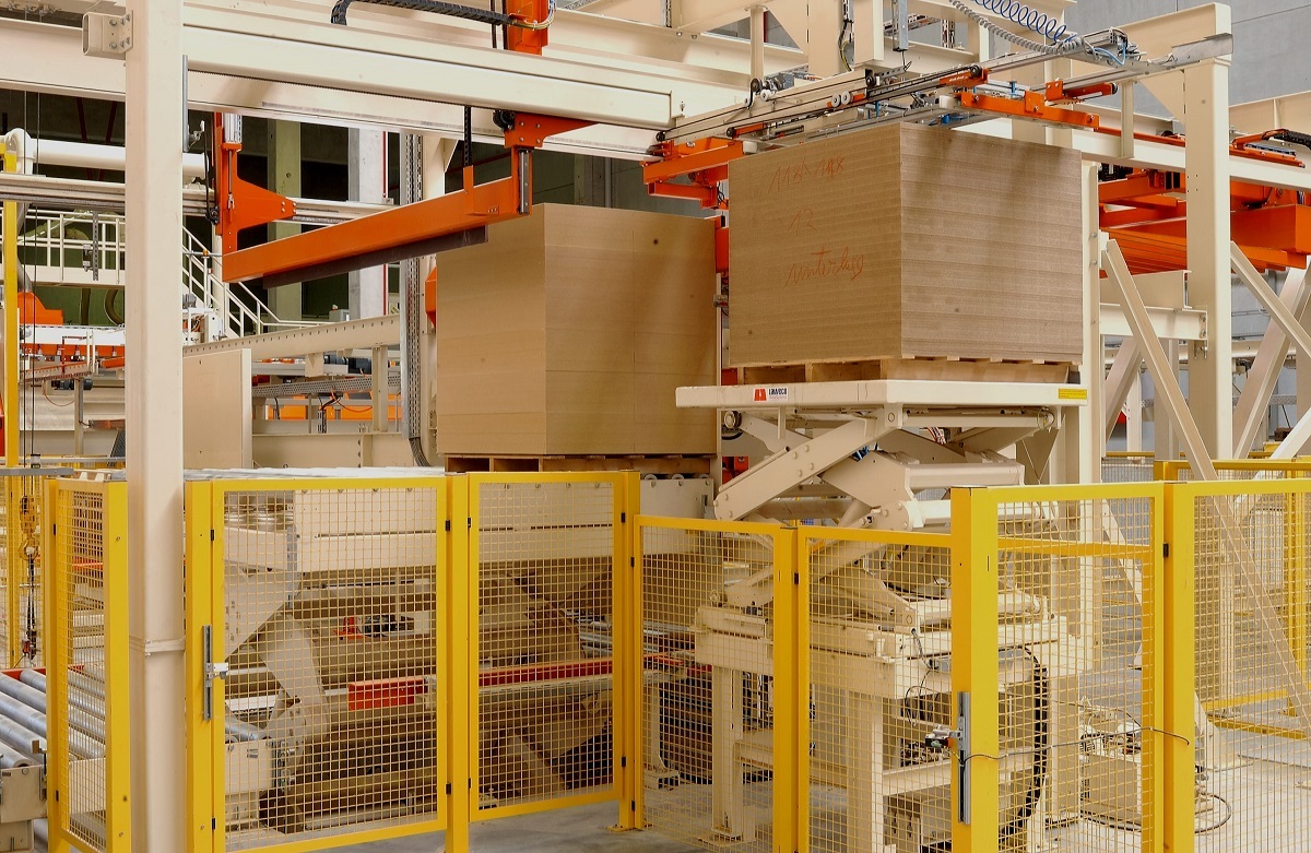 Siempelkamp ContiTherm®-Anlage zur energieeffizienten Herstellung von Holzfaserdämmplatten im Trockenverfahren für Gutex